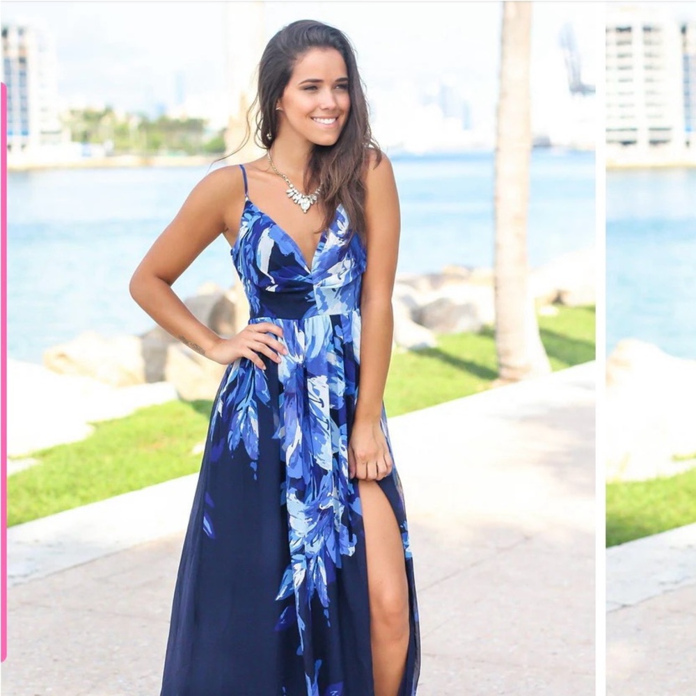Elegant Blue Floral Maxi Dress